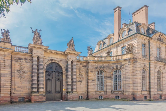 Le Palais Rohan à Strasbourg, ville du campus ESDAC