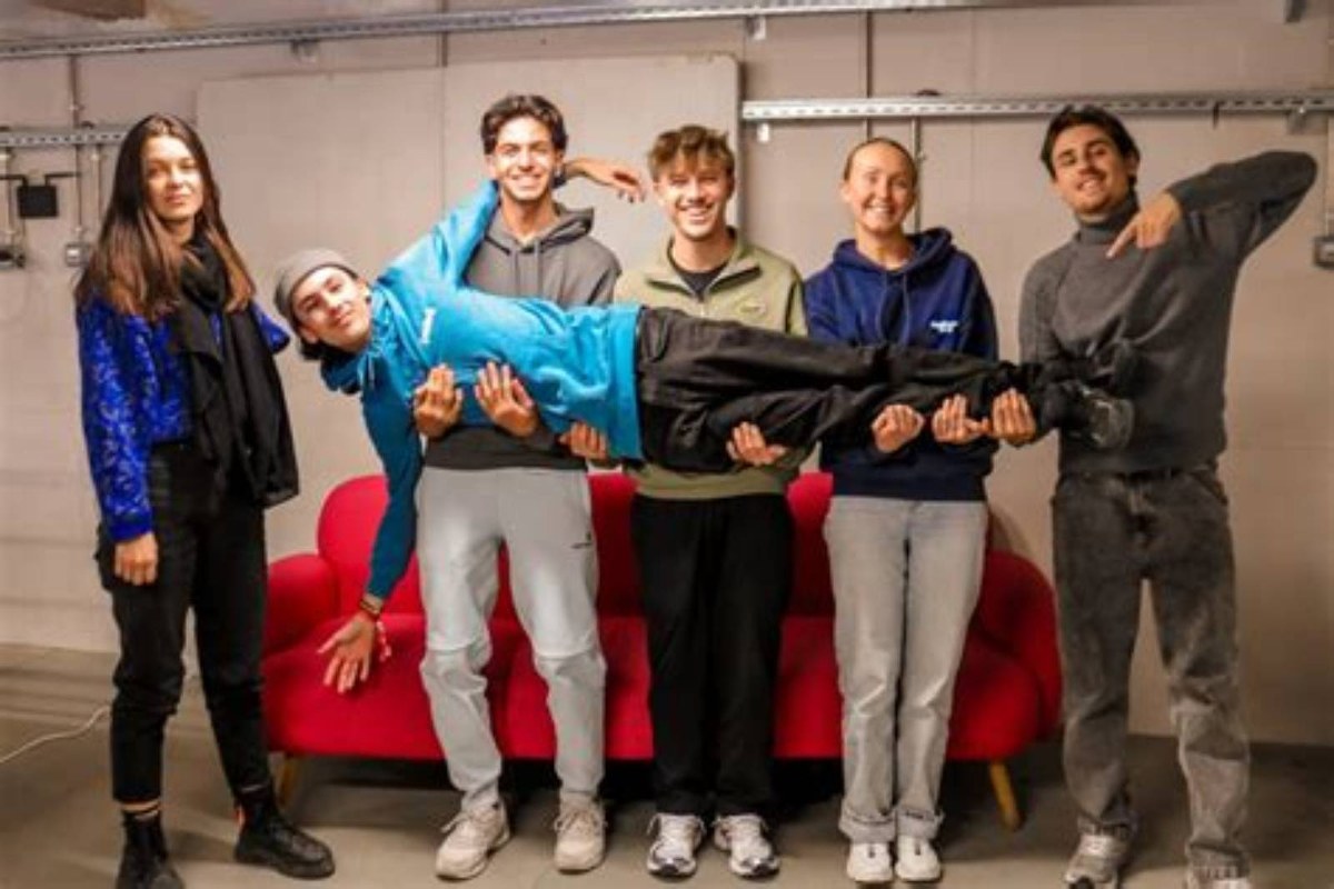 Nos étudiant.e.s participent au Workshop « IA de Plaisir » avec Chroniques